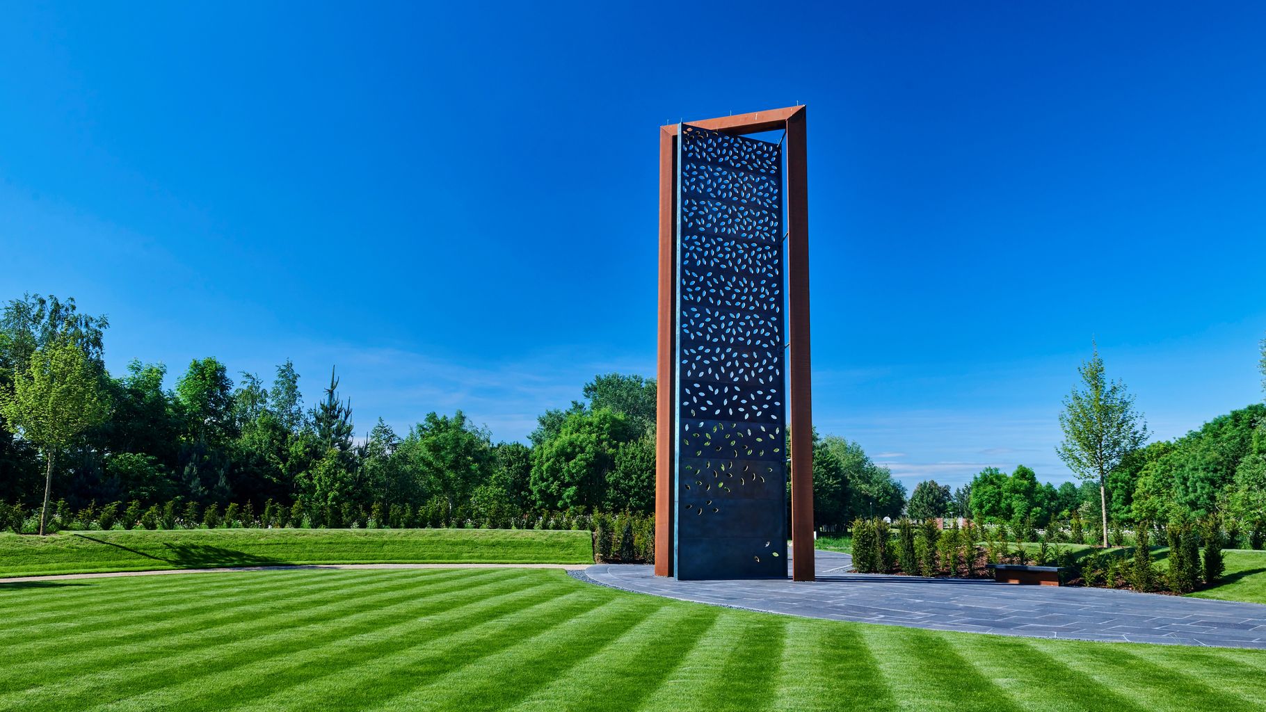 Memorial to honour fallen police officers unveiled at National Memorial